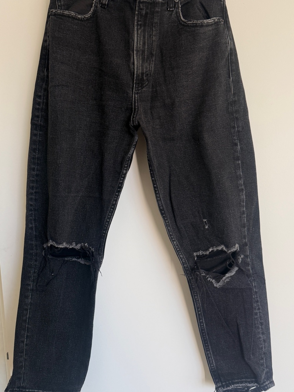 Abercrombie & Fitch Black Distressed Mom Fit Curve Love 4S